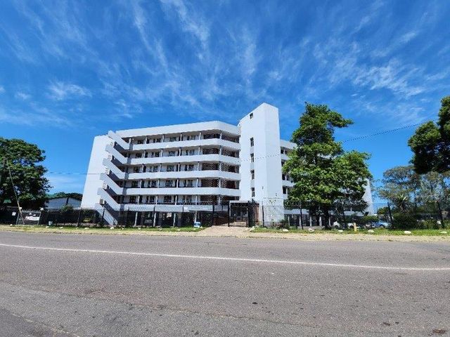 1 Bedroom Flat For Sale in Pinetown Central