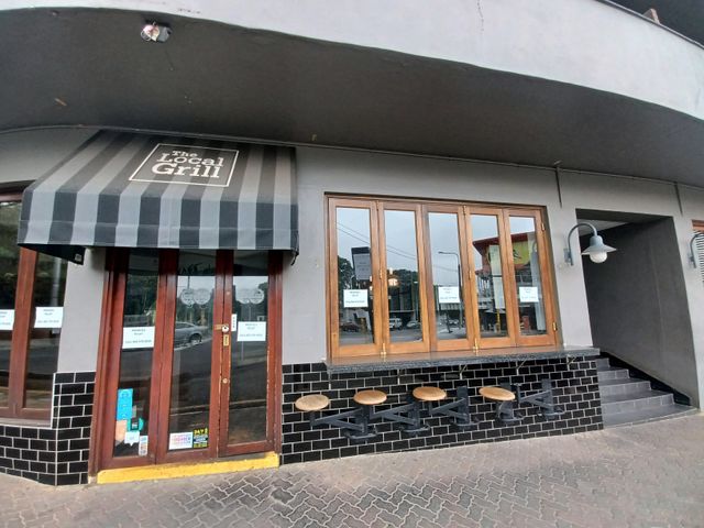 204m² Restaurant To Let in Parktown North