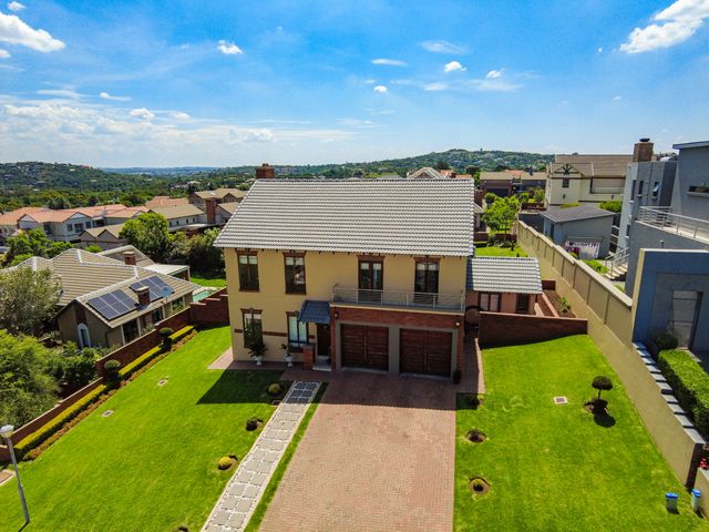 3 Bedroom House For Sale in Rietvlei Ridge Country Estate