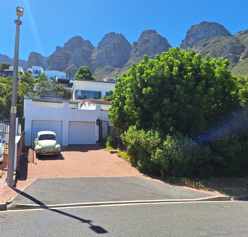 703m² Vacant Land For Sale in Camps Bay