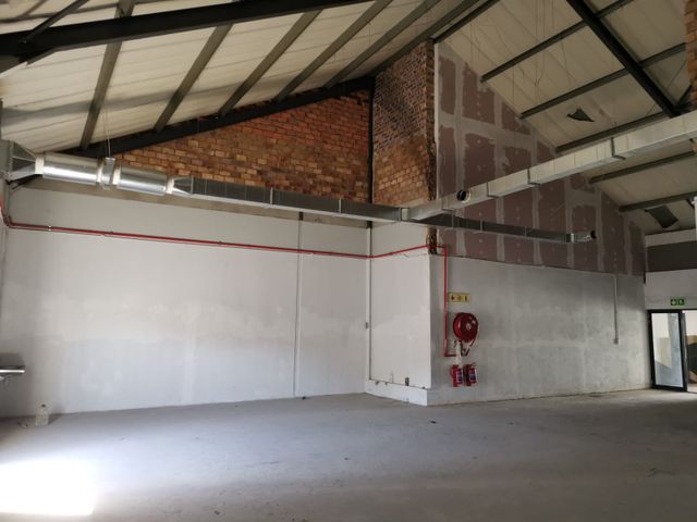 149m2 Renting space available in Durbanville CBD situated at Village Square Centre
