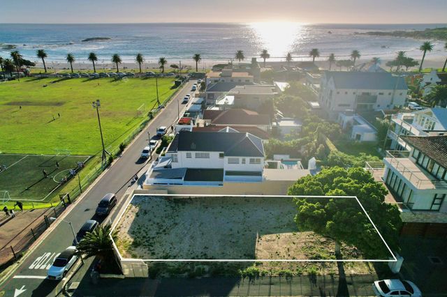 Build Your Dream Home 100 Meters from Camps Bay Beach: 498 Square Meter Plot