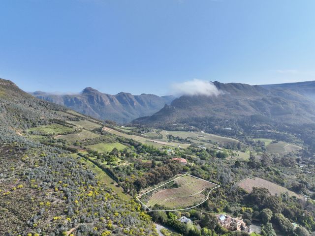 8,176m² Vacant Land For Sale in Constantia