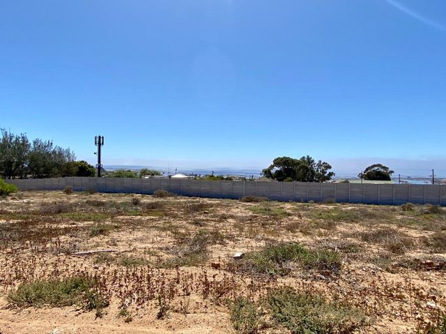 350m² Vacant Land For Sale in St Helena Views