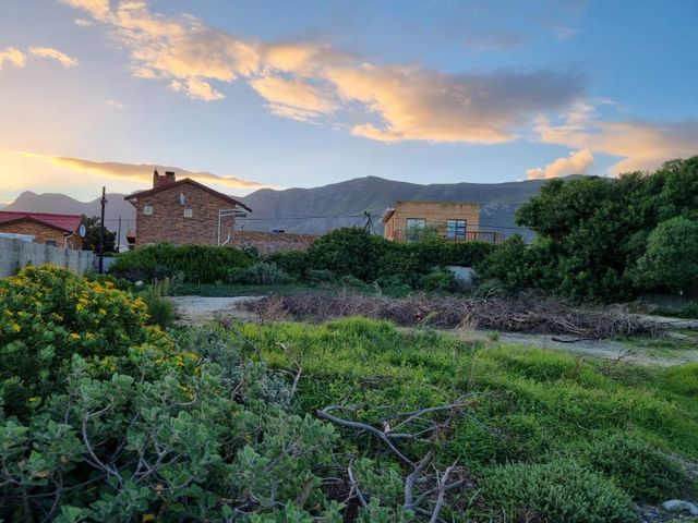 782m² Vacant Land For Sale in Sandbaai