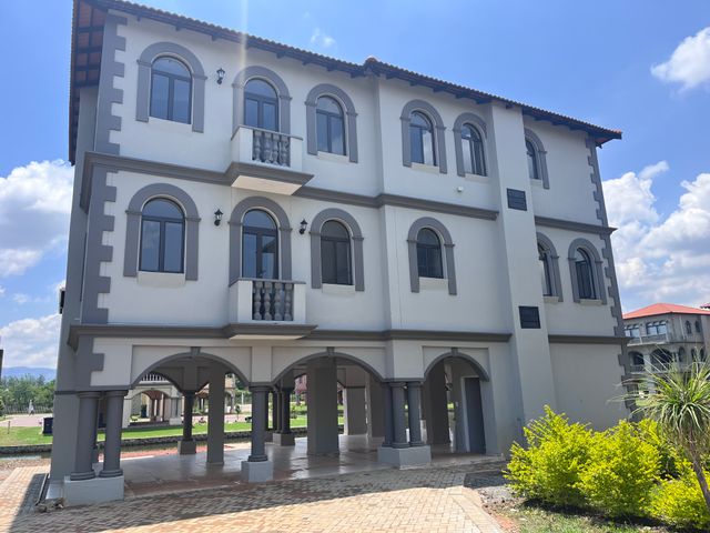 6 Bedroom Freehold For Sale in Ifafi