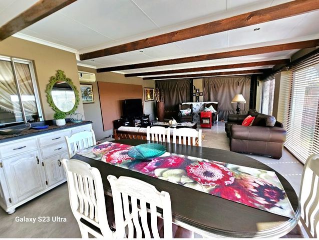 Spacious 4-bed freestanding home in Savanna Falls, perfect for families looking for their dream