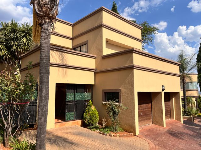 3 Bedroom Sectional Title For Sale in Erasmia