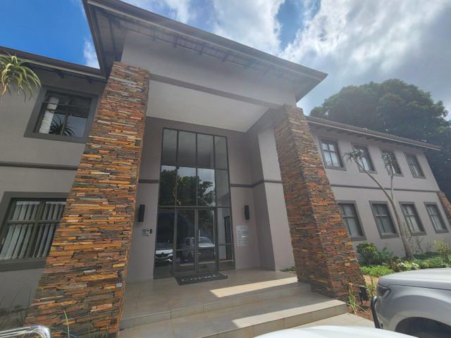 Upmarket Office Space to Let in Kloof