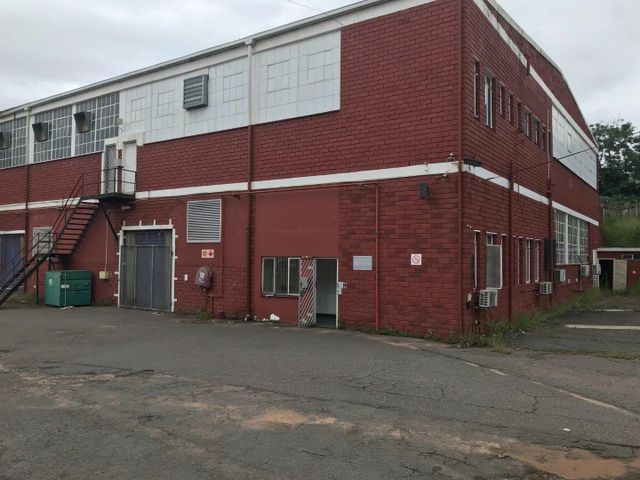 Standalone warehouse in New Germany now available to rent