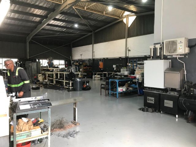 Industrial unit available in Suzuka Road Westmead