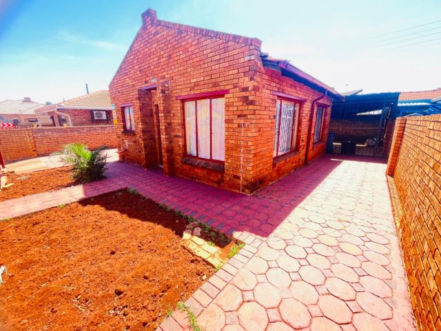 A Home Just For You In Ga-Rankuwa.