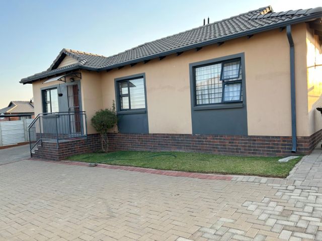 2 Bedroom House To Let in Mindalore