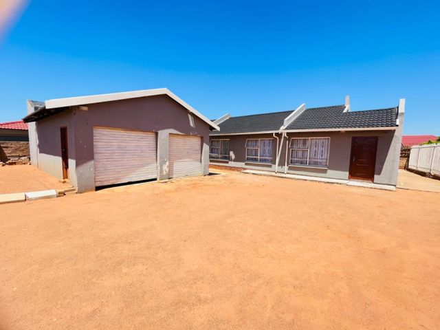 Your New Home Awaits You In Soshanguve FF.