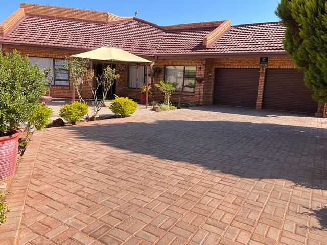 YOUR NEW HOME IN KATHU, NORTHERN CAPE AWAITS YOU