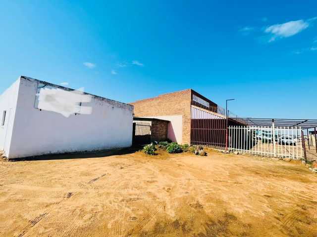 Freehold For Sale in Soshanguve SS