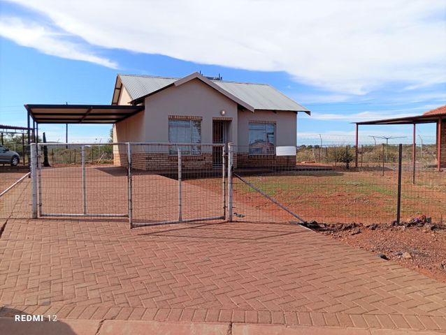 Welcome Home: Spacious 2-Bedroom House for Rent in Boichoko, Northern Cape