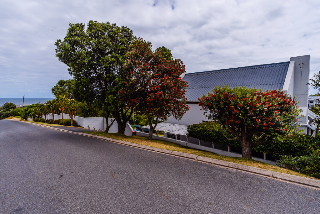792m² Vacant Land For Sale in Vermont