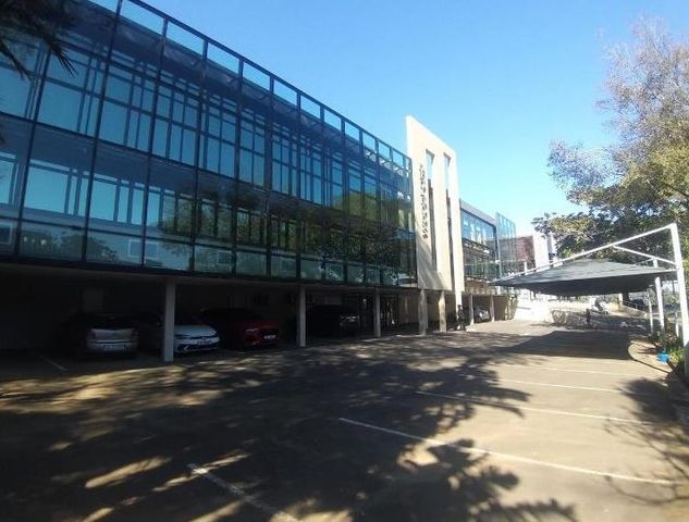 126m² Office To Let in Westville
