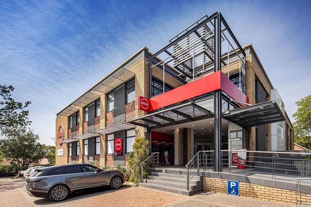 540m² Office To Let in Pinetown Central