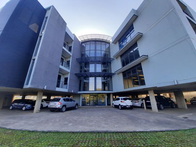 3400m Prime Office Space To Let/For Sale In Riverhorse Valley
