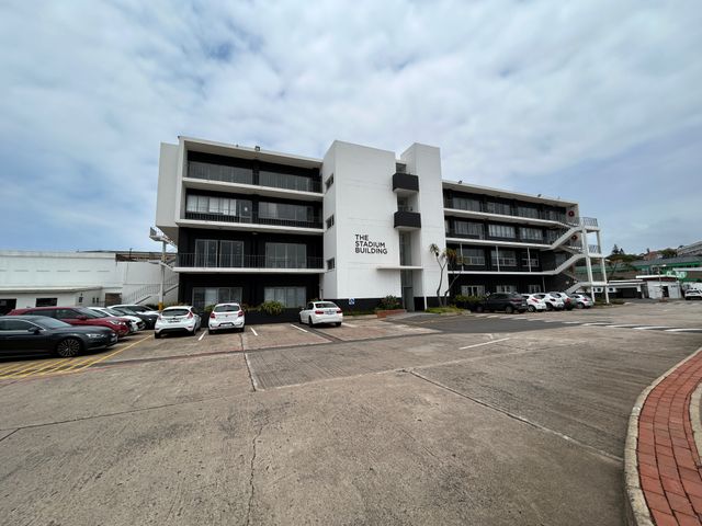 190m2 A-Grade to let in The Lion Match Park