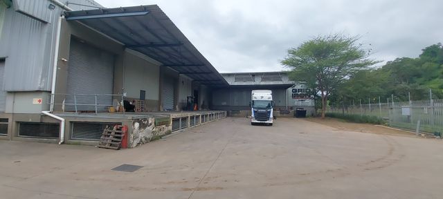 2,300m² Warehouse To Let in Riverhorse Valley