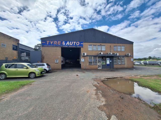 1,200m² Warehouse To Let in Westmead