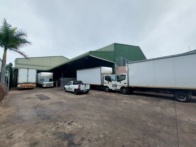 2100m Standalone Warehouse For Lease In Briardene