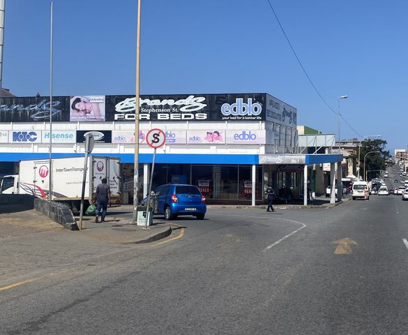 550m² Retail For Sale in East London Central