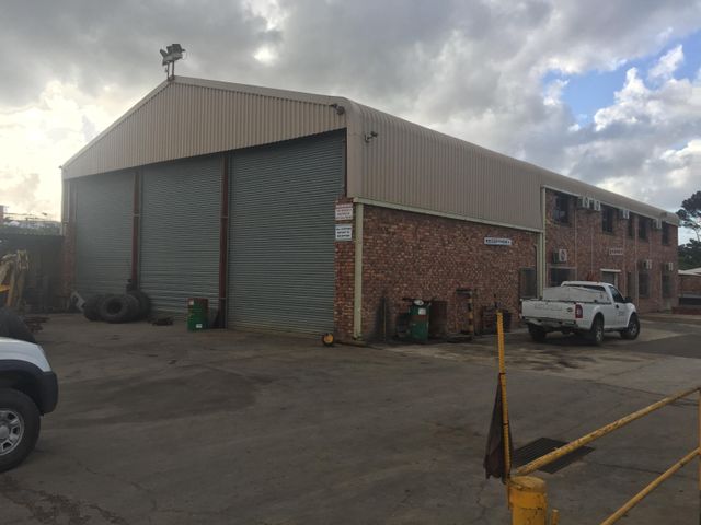 1,051m² Warehouse For Sale in Wilsonia