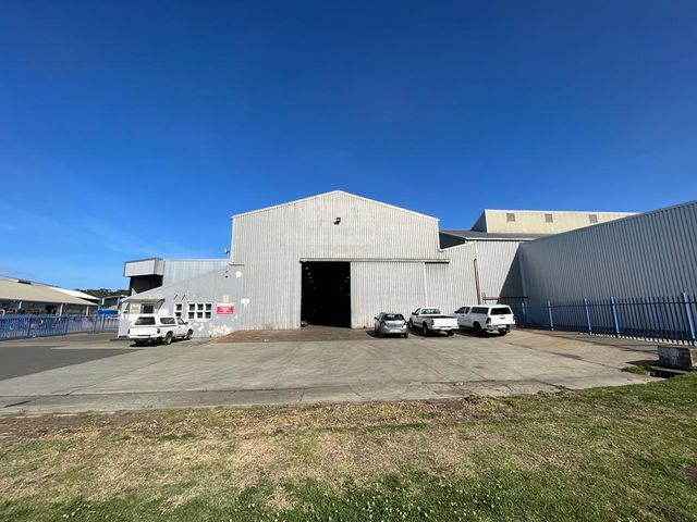 1,163m² Warehouse To Let in Gately