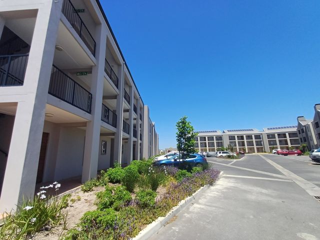 2 Bedroom Apartment To Let in Stonewood Security Estate