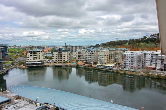 Stunning 3 Bedroom Penthouse Apartment For Sale in the Popular Tygervalley Waterfront