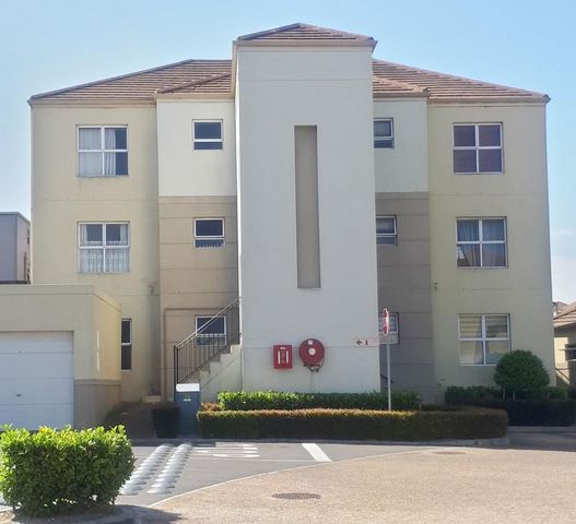 IMMACULATE 2 BED APARTMENT IN BRACKENFELL IN A SECURITY ESTATE
