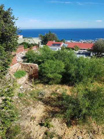 1,563m² Vacant Land For Sale in Camps Bay