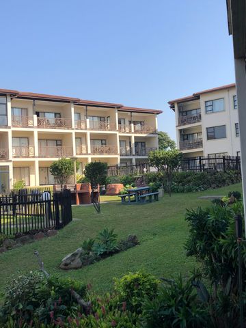 2 Bedroom Apartment For Sale in Uvongo Beach