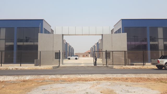 450m² Warehouse To Let in Lusaka Central