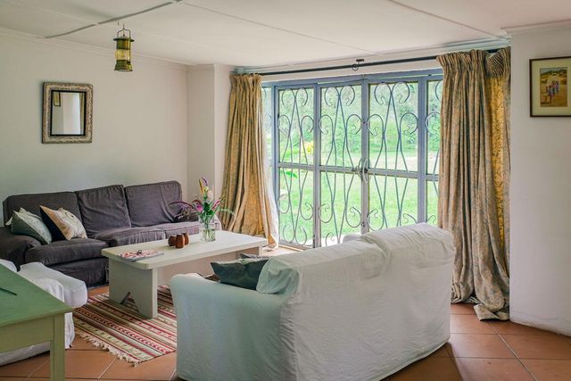 2 Bedroom Garden Cottage To Let in Leopards Hill