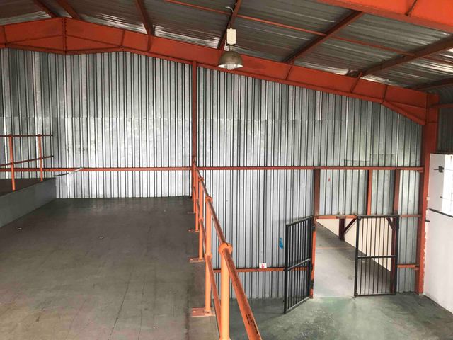 1197m2 Midrand warehouse plus 4000m2 of yard for rent