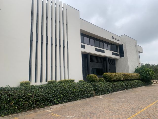 Midrand 134m2 Office To Let