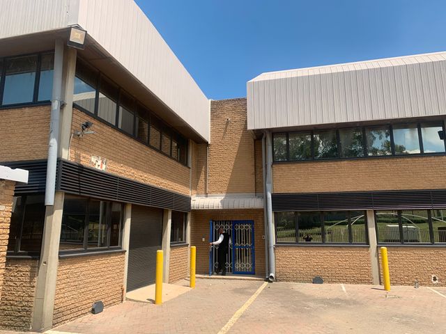 Midrand 5137m2 Office To Let