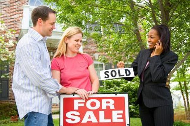 Estate Agents  -  Their  Role And Benefits For The Home Buyer