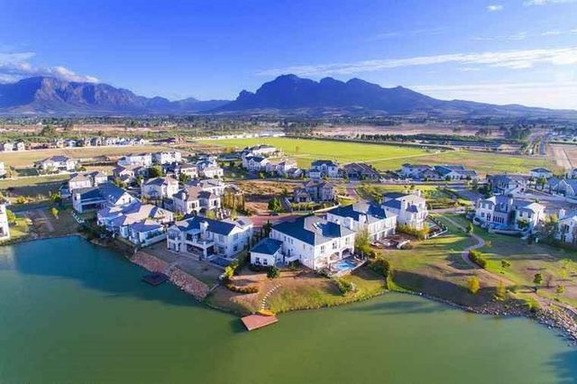 Val De Vie Receives Best Multi-Generational Resort In The World Award