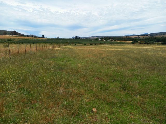2.40Ha Farm For Sale in Uniondale Rural