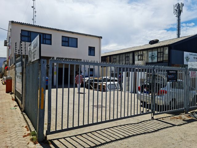 59m² Storage Unit To Let in Somerset West Central