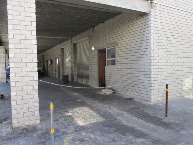 Vacant Factory for Sale in Kuilsriver Industrial for  R1 250 000