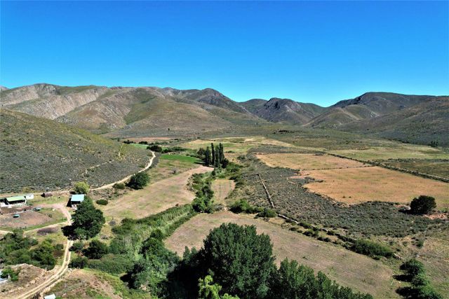 1,080Ha Farm For Sale in Uniondale Rural