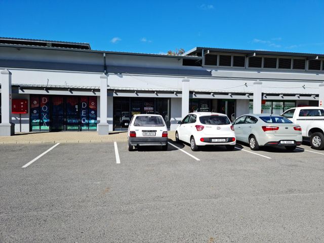 103m2 Retail space to let in Melcksloot Villlage @ The Somerset Mall