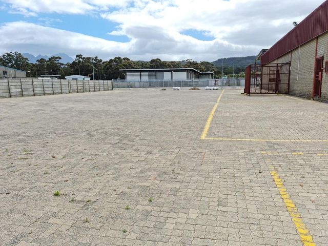 300m2 Factory Warehouse with 4500m2 Enclosed Paved yard To Let in the Strand